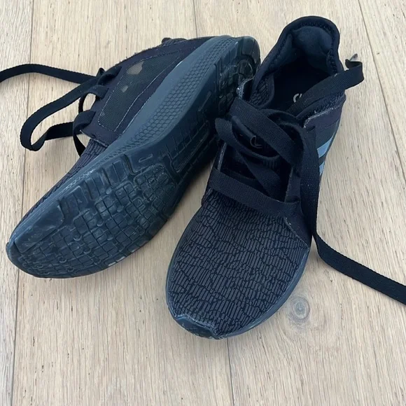 Running shoes - Picture 3 of 6